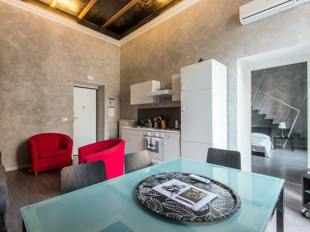 Фото Rsh Ara Pacis Enchanting Apartment