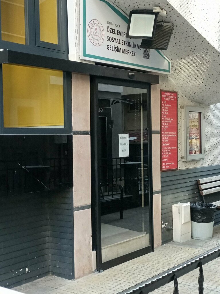 Educational center Özel Everest Kişisel Gelişim Kursu, Izmir, photo