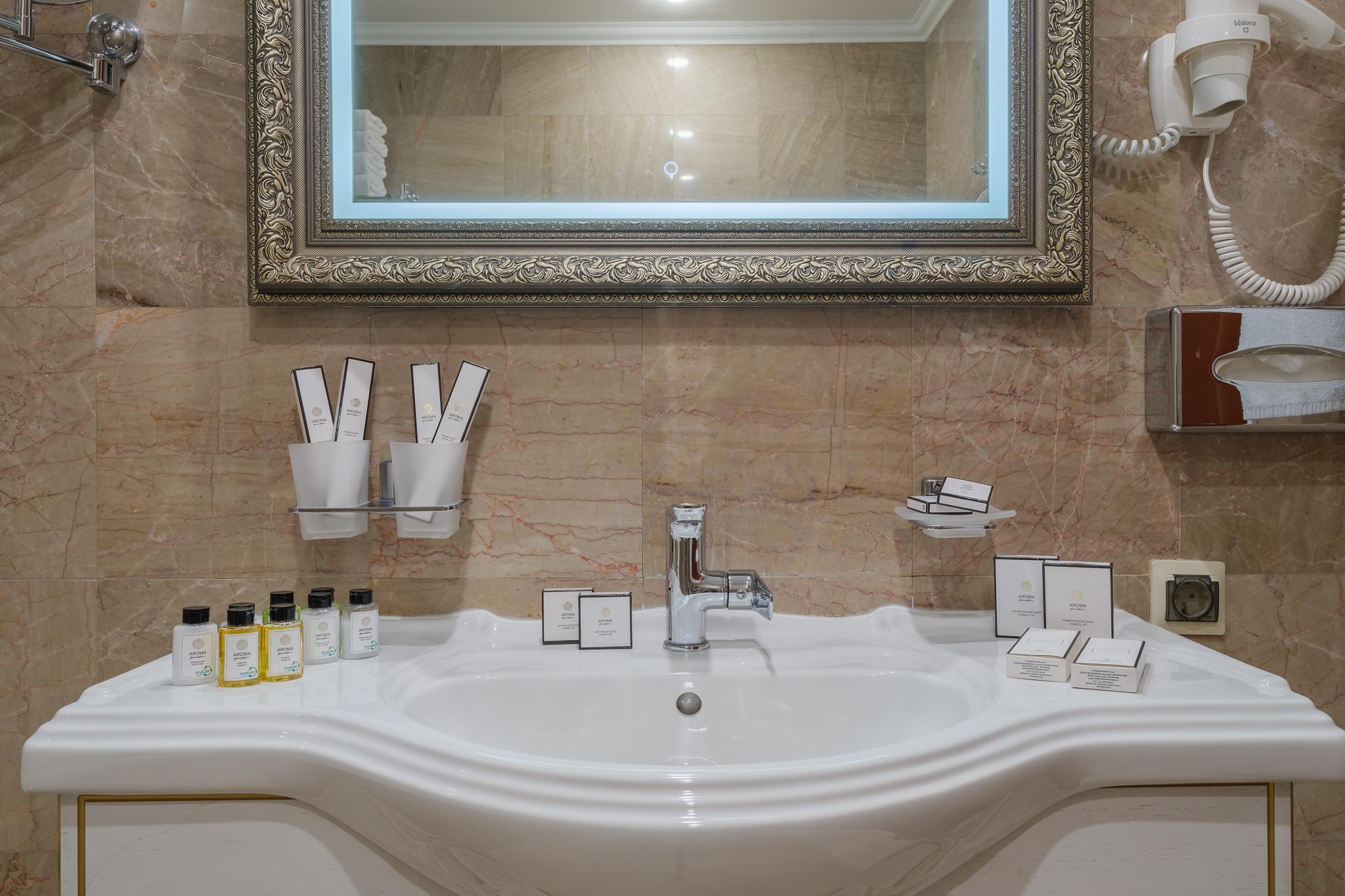 Фото Marins Астрахань Grand Hotel