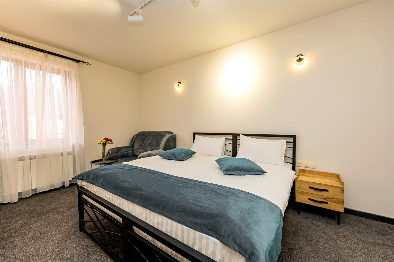 Фото Taniqinn Dilijan Hotel