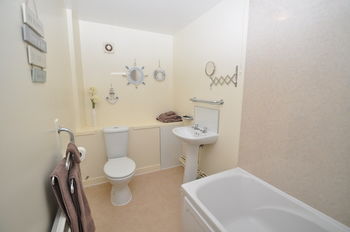 Фото 8 Varis Apartments