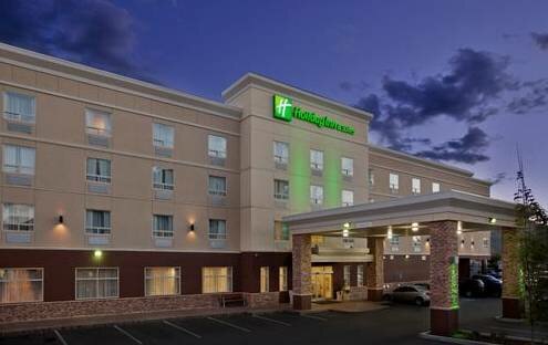 Гостиница Holiday Inn Hotel and Suites-Kamloops в Камлупсе