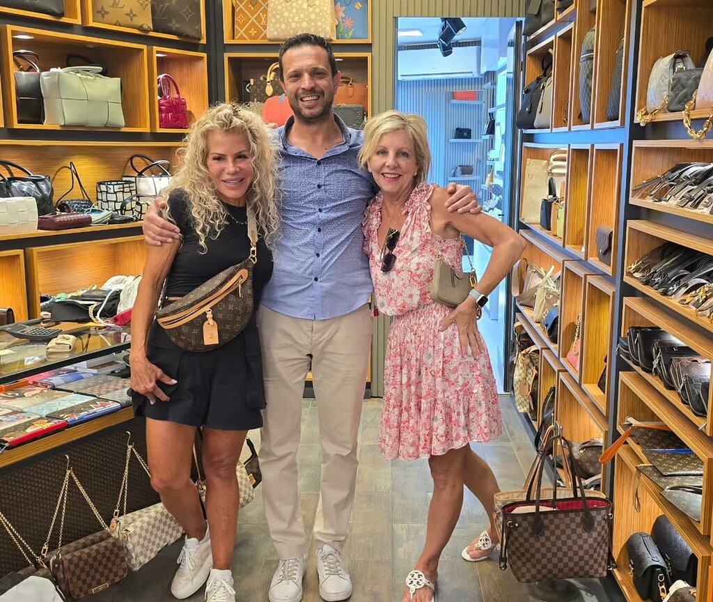 Department store Cactus Leather Bag, Kushadasi, photo