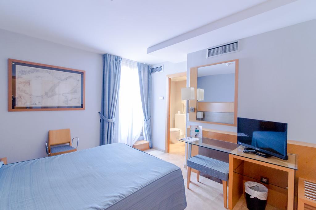 Фото Hotel del Mar