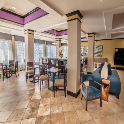 Фото Holiday Inn Express & Suites Farmington, an Ihg Hotel