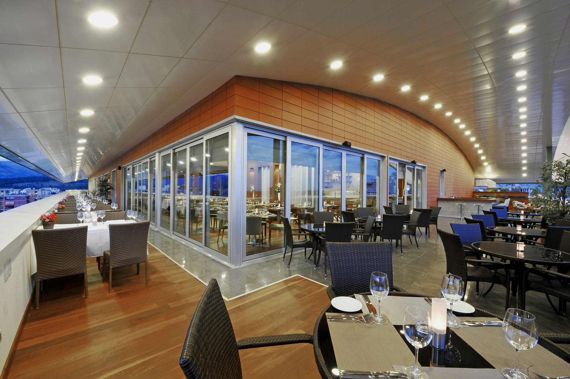 Фото Ramada by Wyndham Podgorica