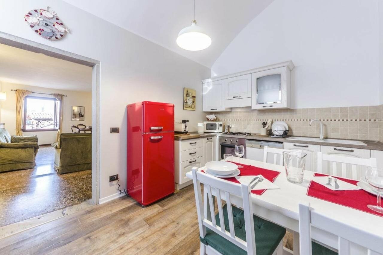 Фото Maurizio House