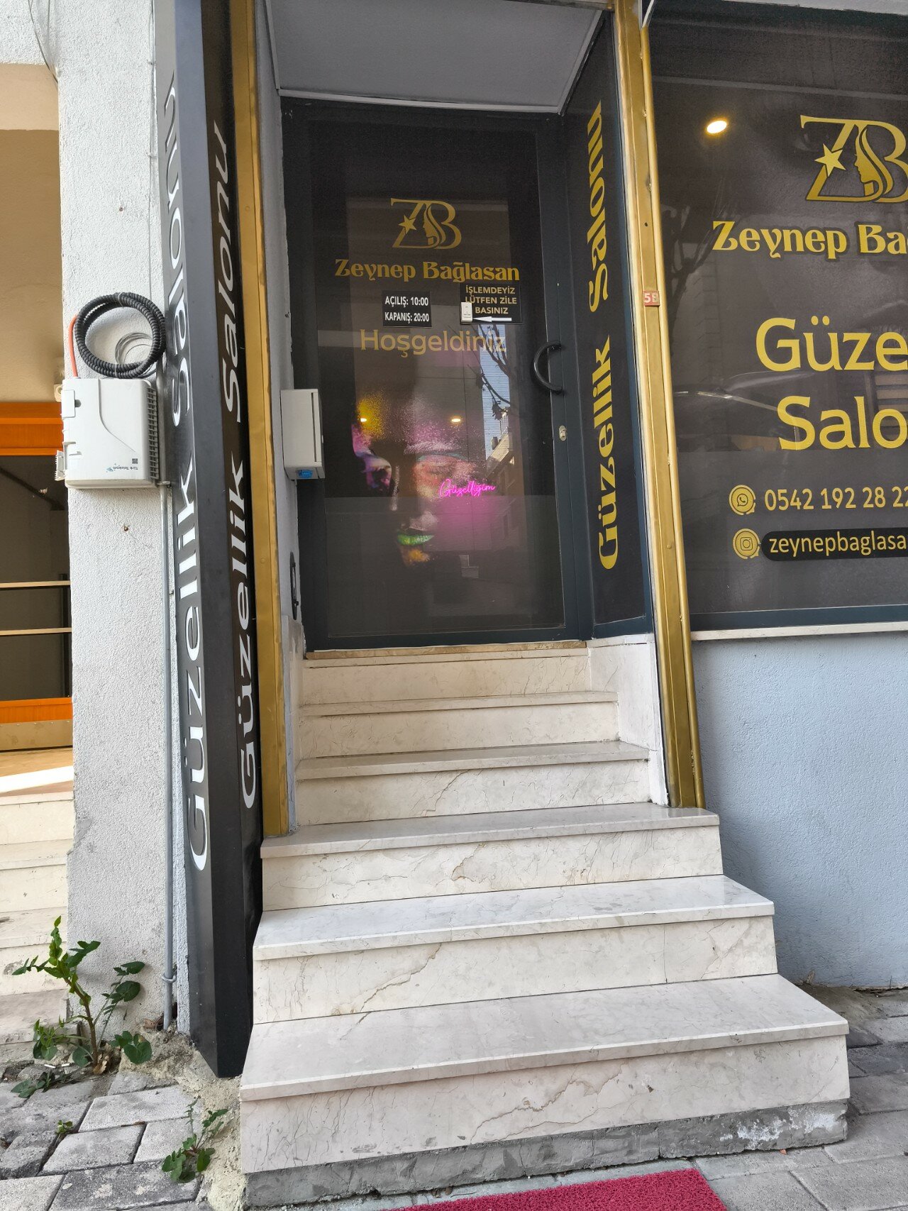 Zeynep Baglasan Beauty Salon