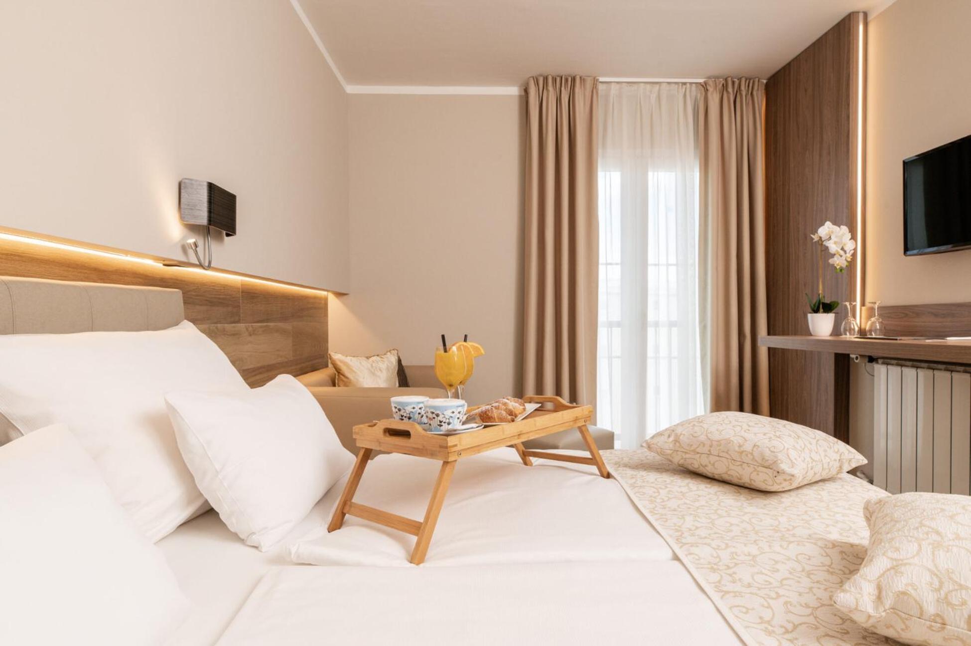 Фото Hotel Malin