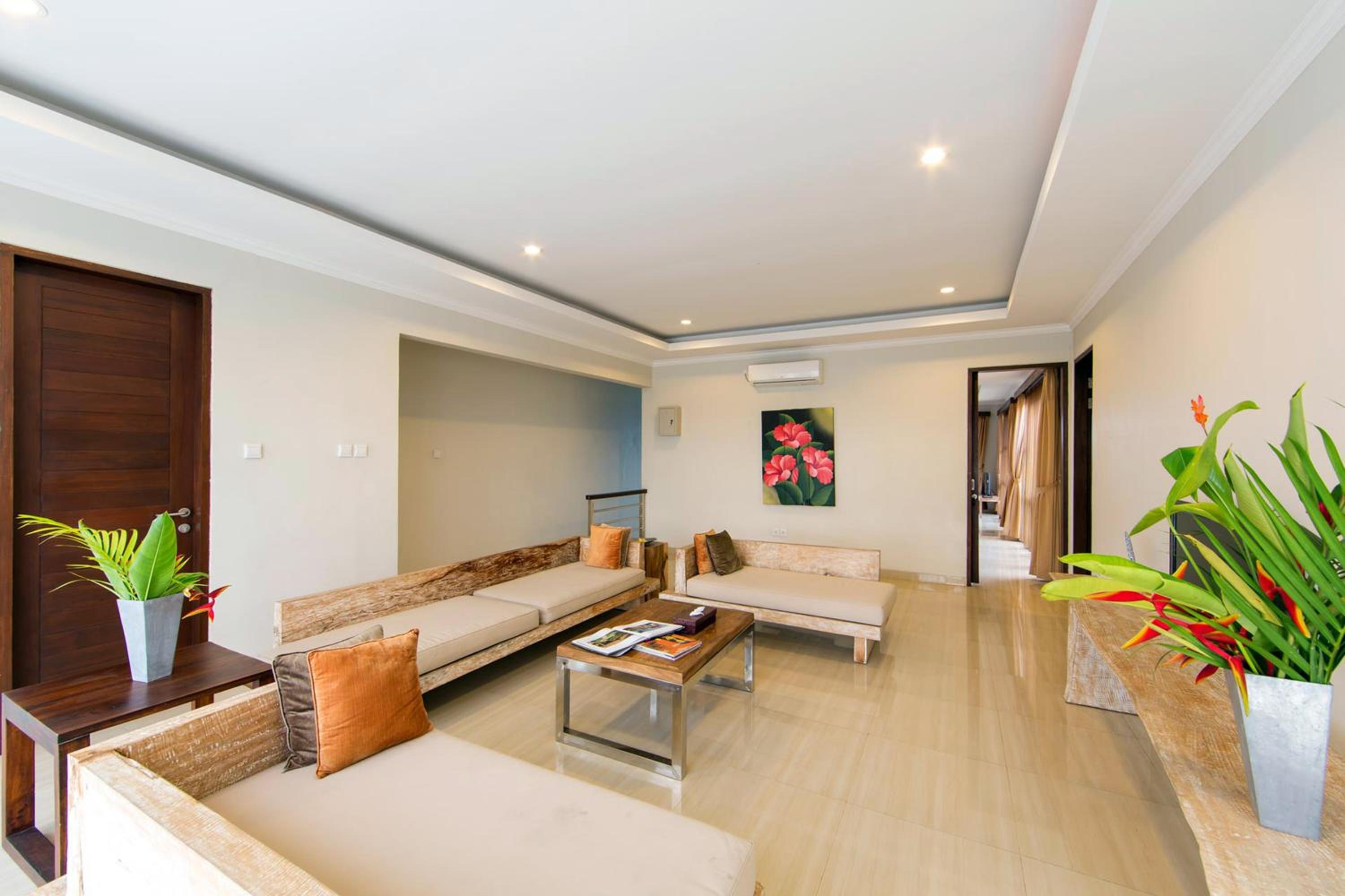 Фото White Lotus Villas