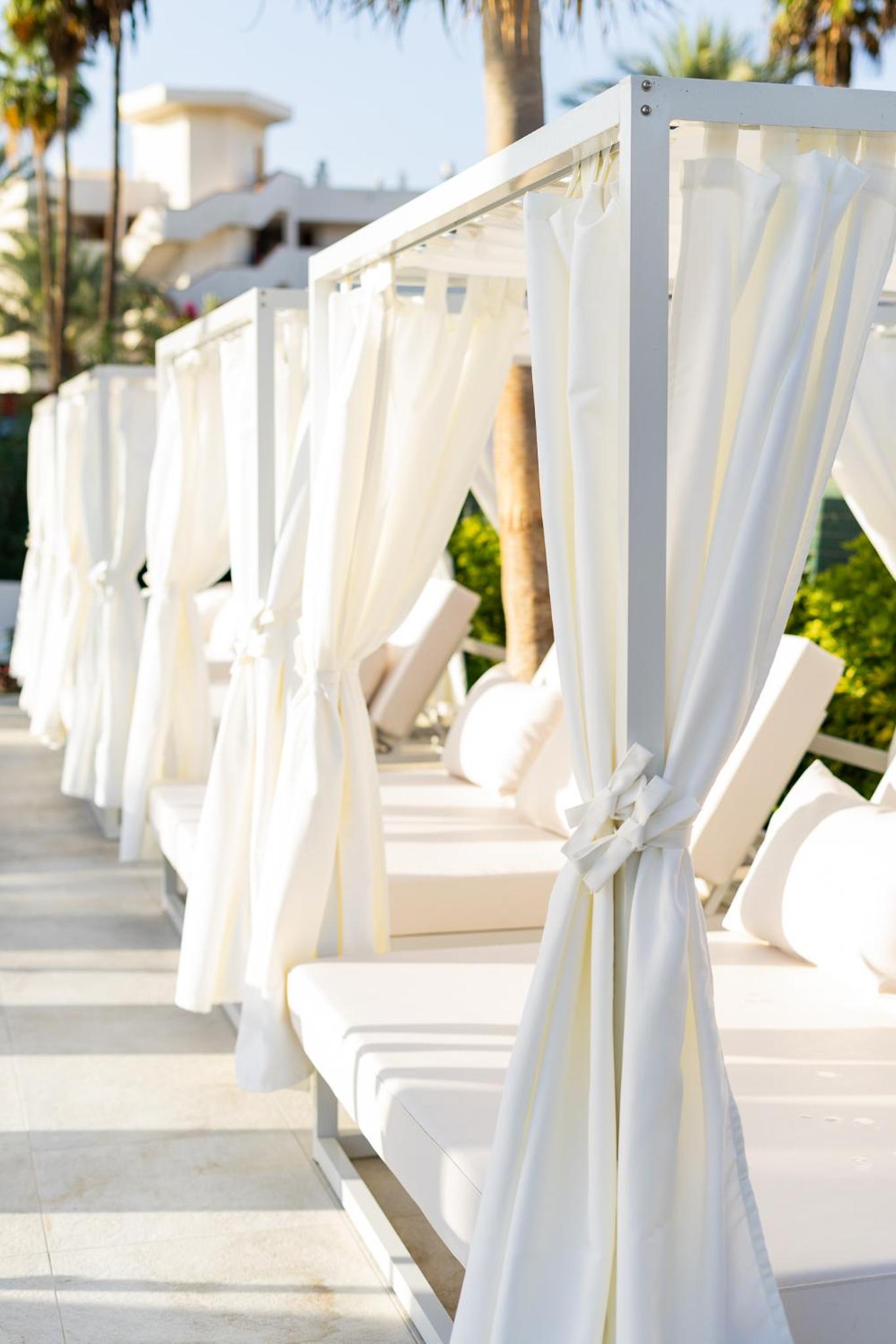 Фото Sanom Beach Resort - Adults Only 