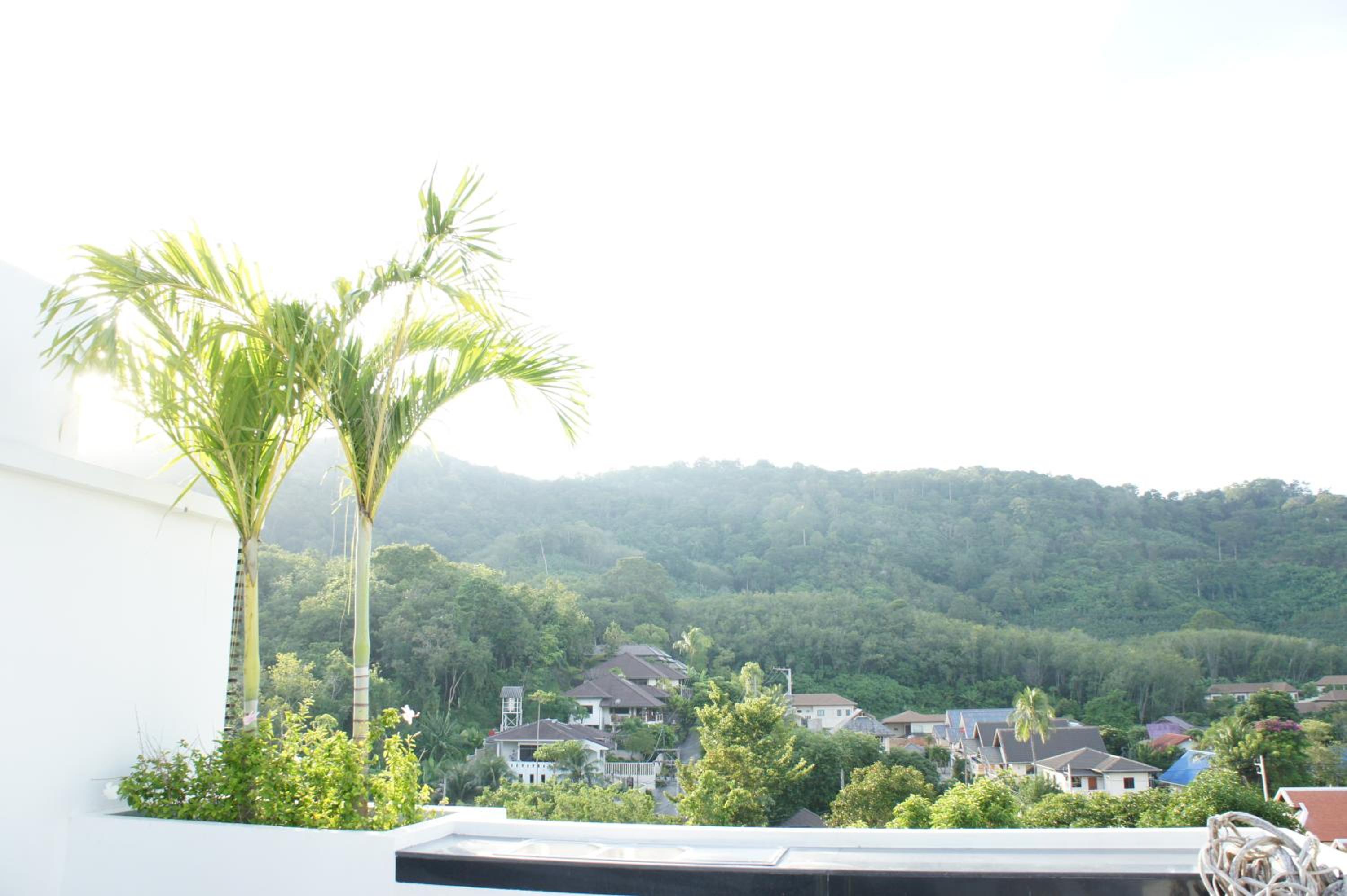 Фото By The Lake 