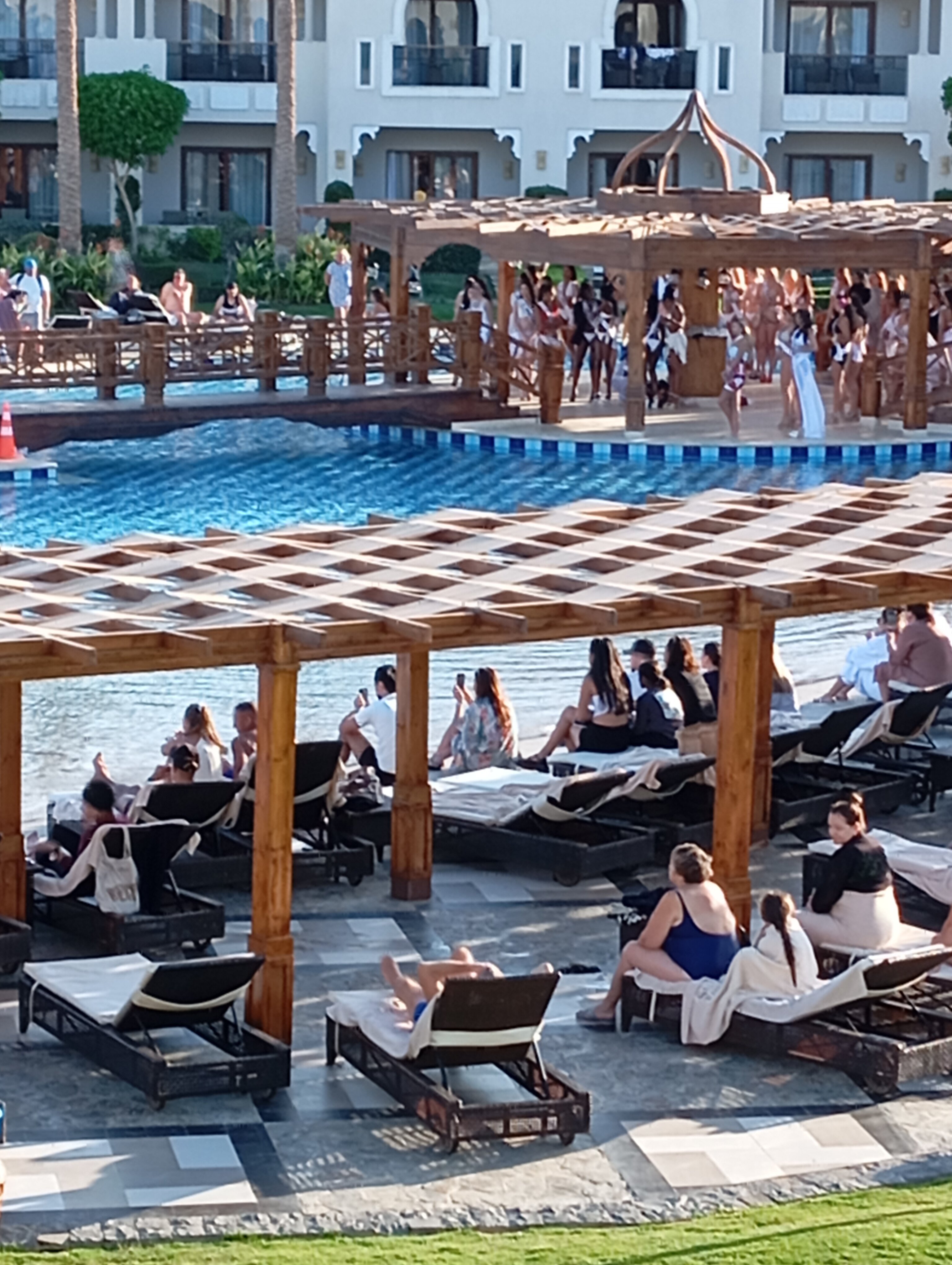 Фото Sunrise Arabian Beach Resort