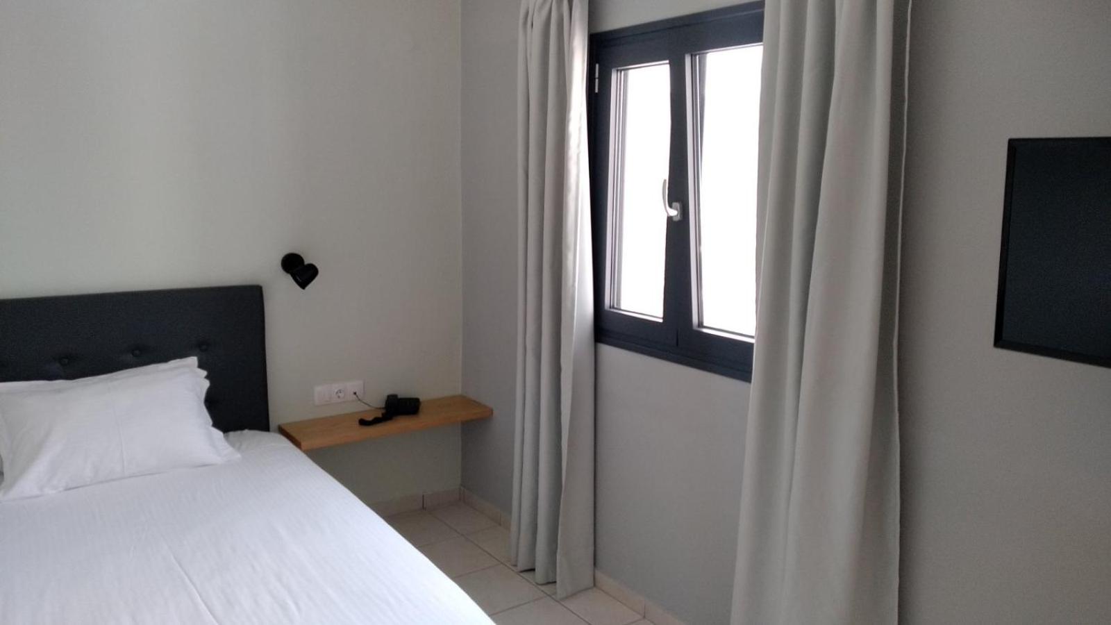 Фото Minois Boutique Hotel 