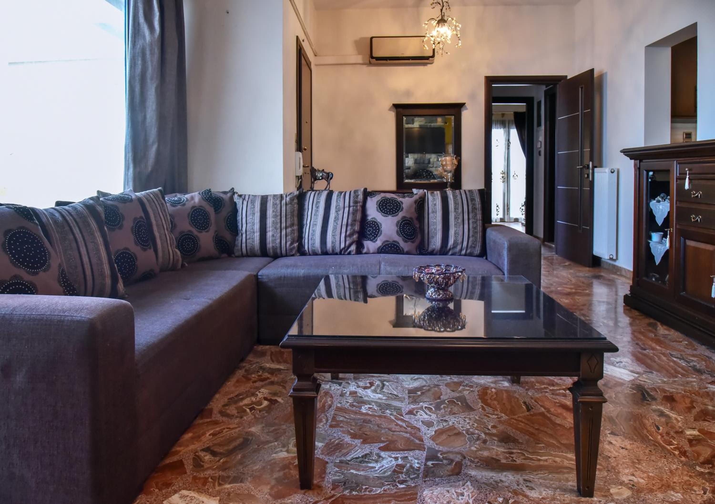 Фото Iraklis Studios & Apartments