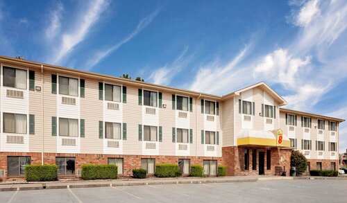 Гостиница Super 8 by Wyndham Fayetteville в Файетвилле