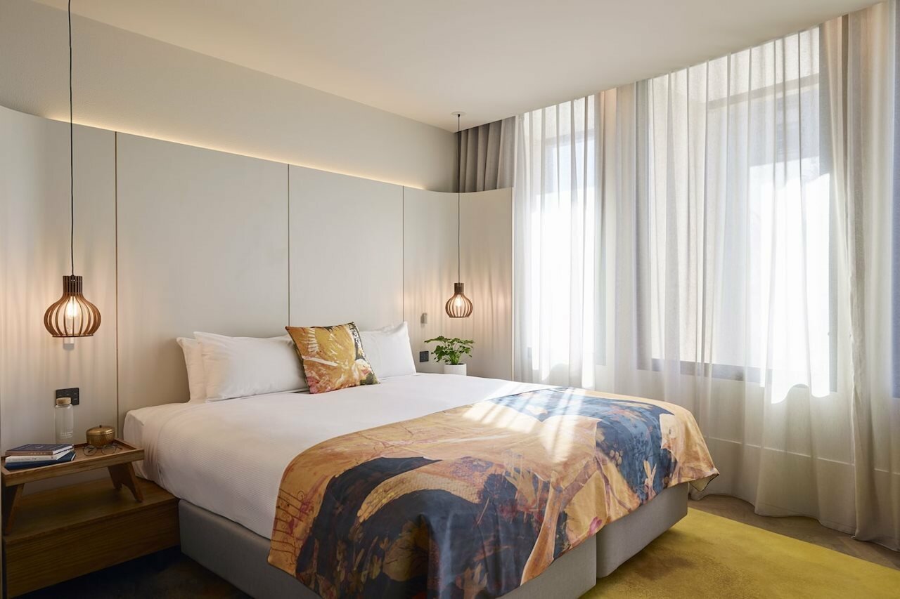 Фото отеля 2