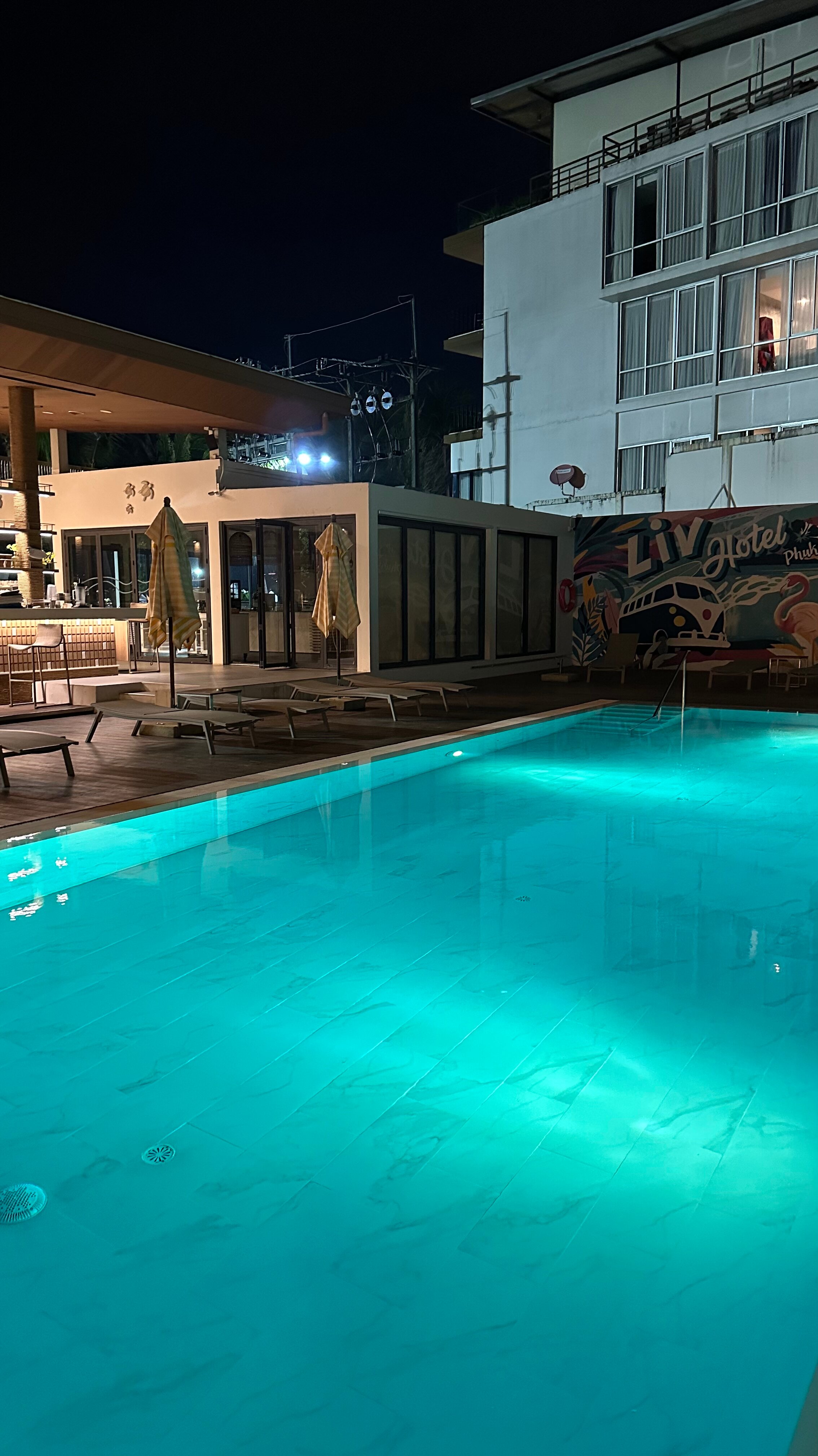 Фото Liv Hotel Phuket Patong Beachfront