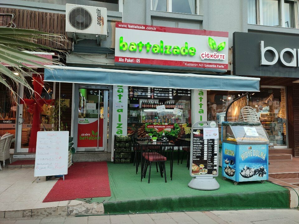 Restaurant Battalzade Çiğ Köfte Balçova, Izmir, photo