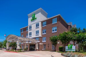 Гостиница Holiday Inn & Suites Dallas-Addison, an Ihg Hotel в Льюисвилле