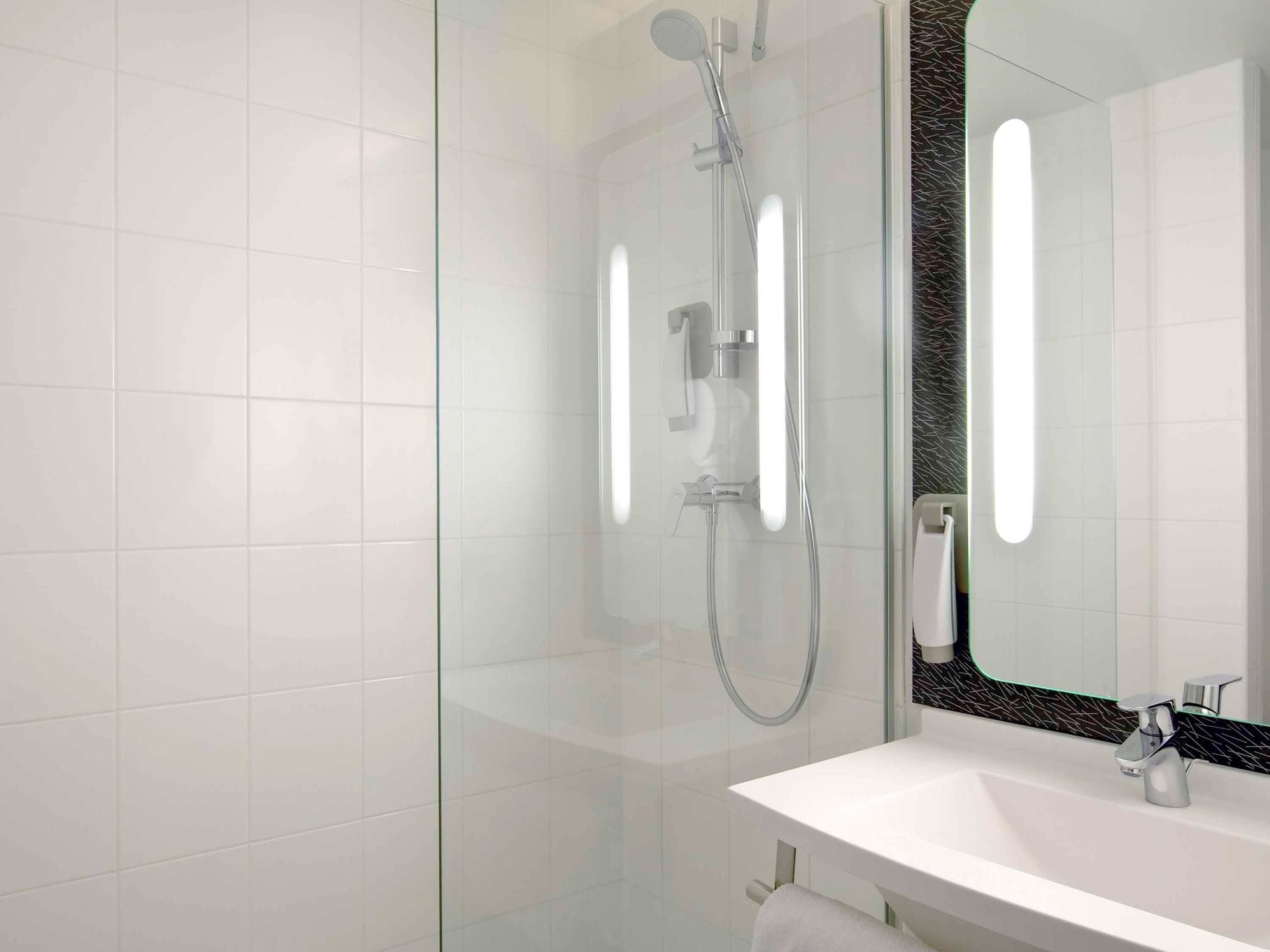 Фото Ibis Clermont Ferrand Nord Riom