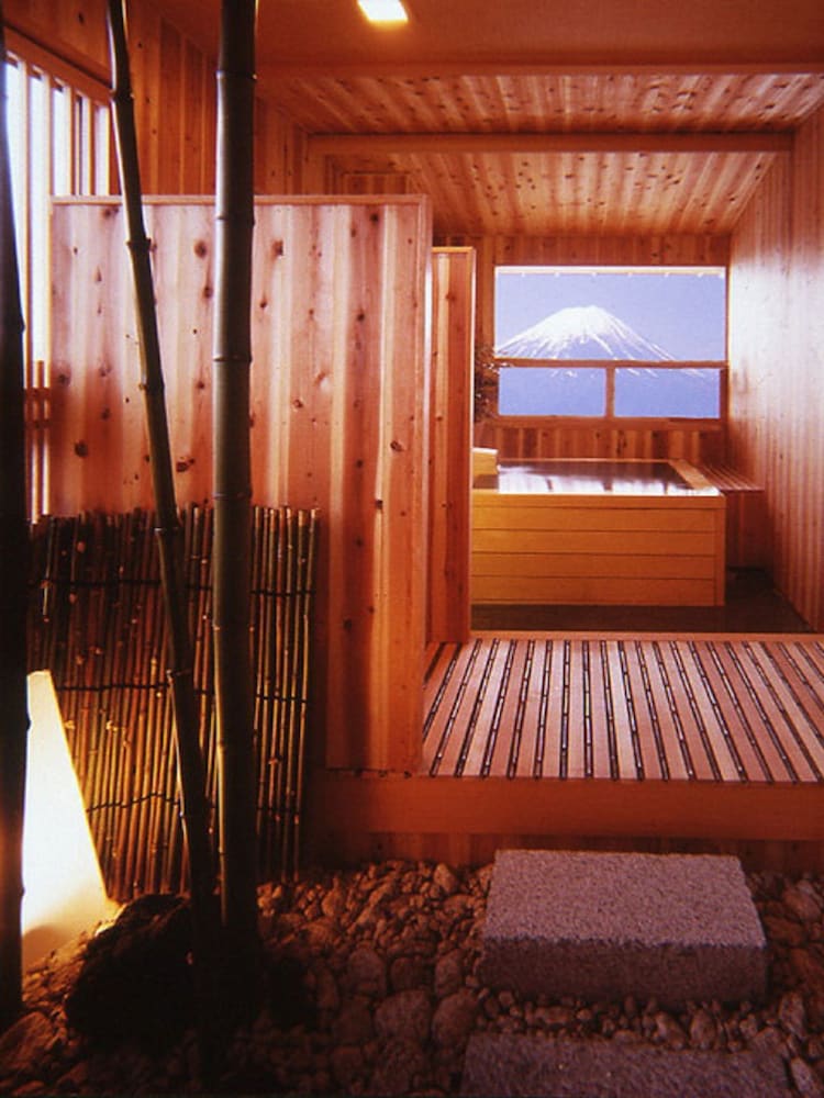 Фото Lakeland Hotel Mizunosato