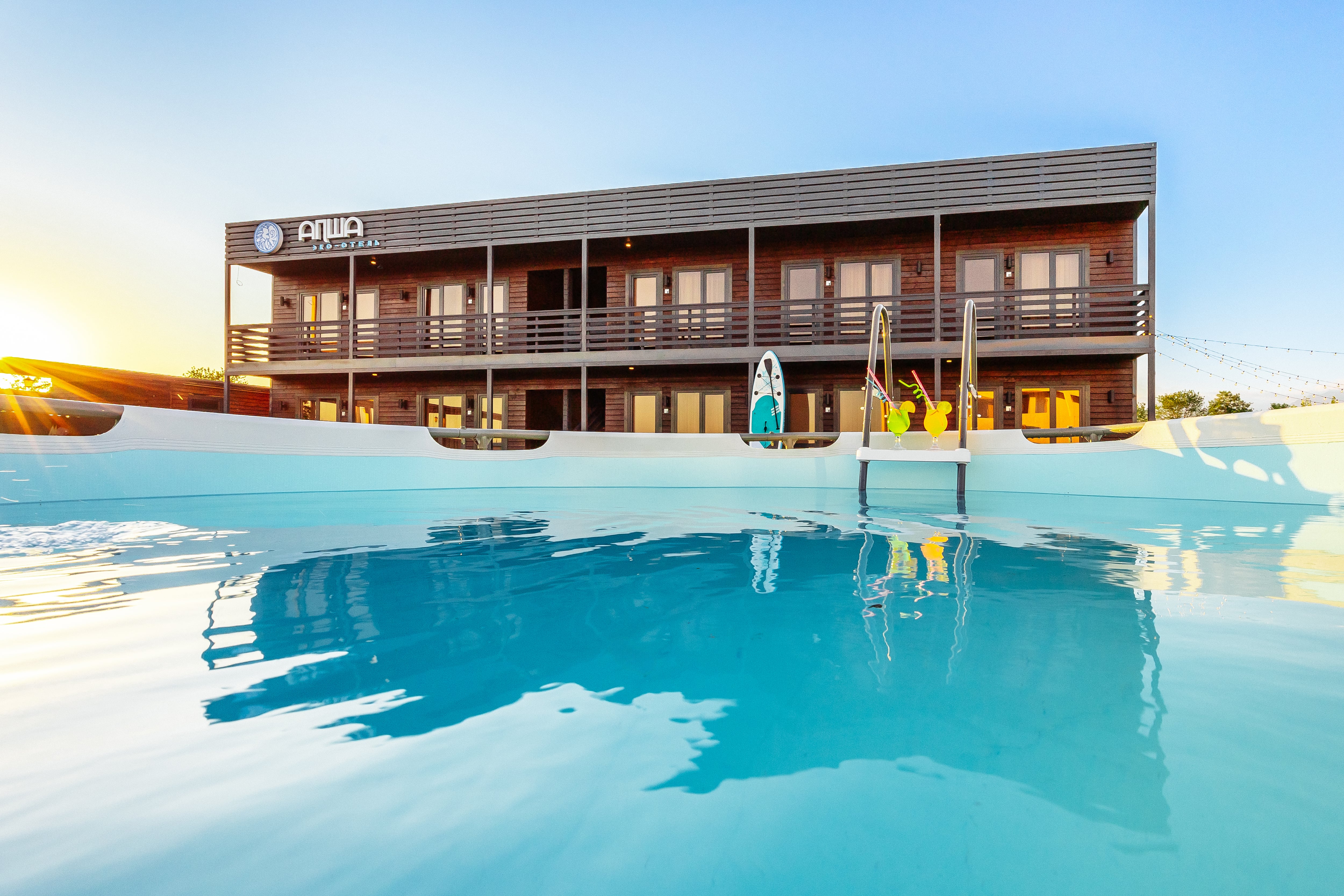 Фото отеля 1