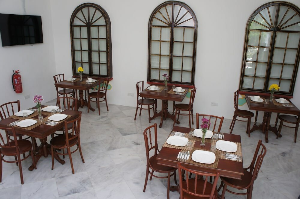 Фото Heeren Palm Suites