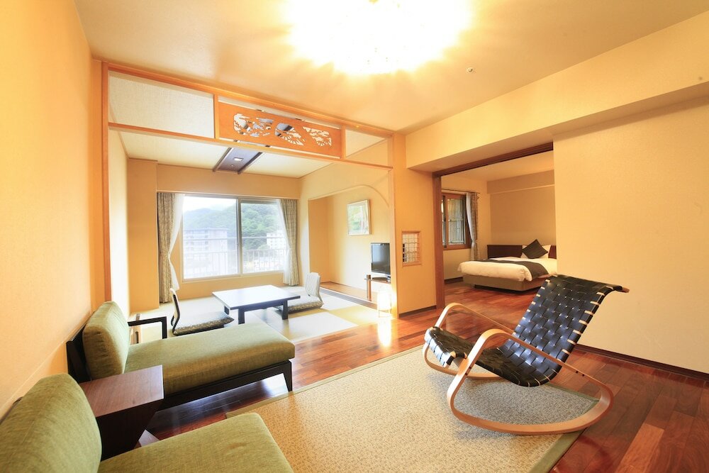 Фото Hotel Mahoroba