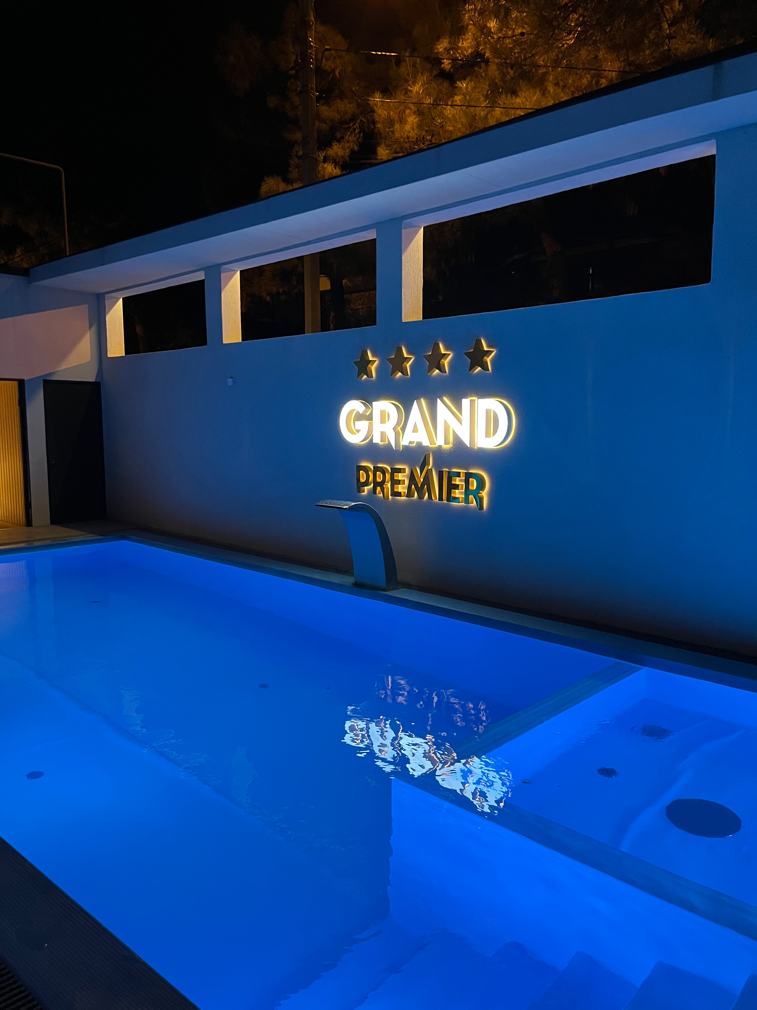 Фото Гранд Премьер