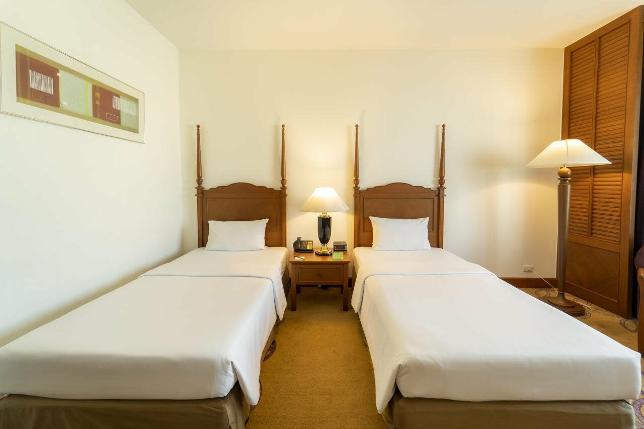 Фото Century Park Hotel