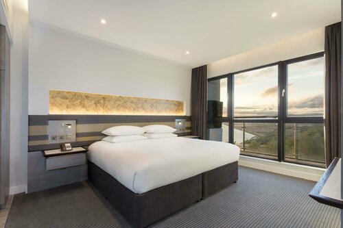 Гостиница DoubleTree by Hilton Edinburgh - Queensferry Crossing