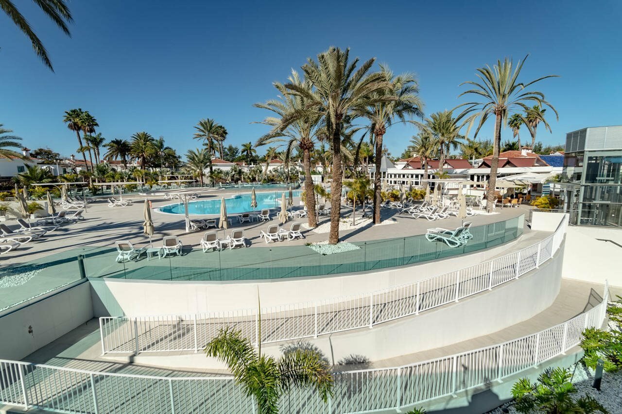 Фото Hotel Livvo Dunagolf Suites