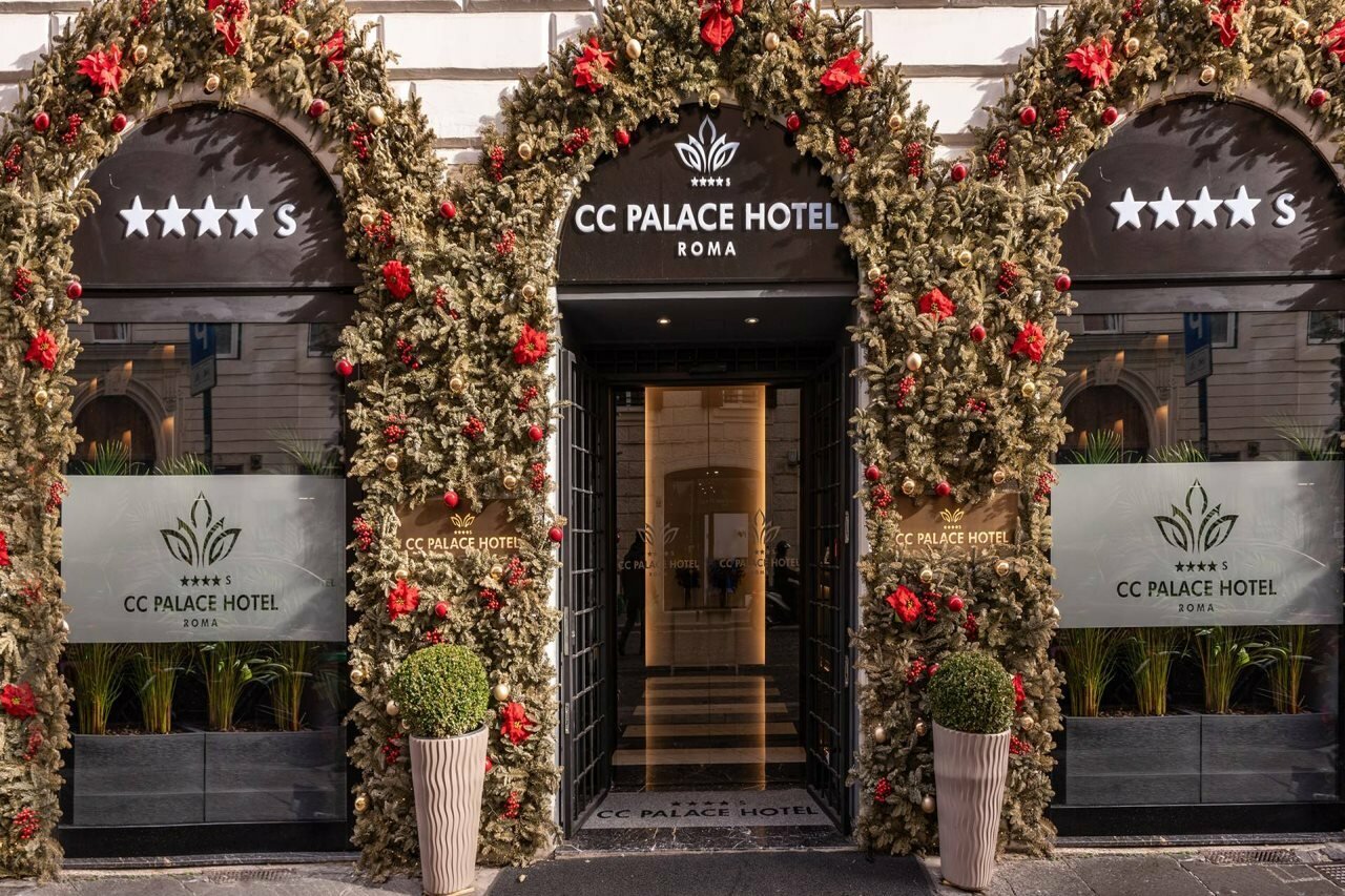 Фото отеля 2