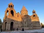 Mother See of Holy Etchmiadzin (Armavir Region, City of Ejmiatsin) ، الدير الأرمني