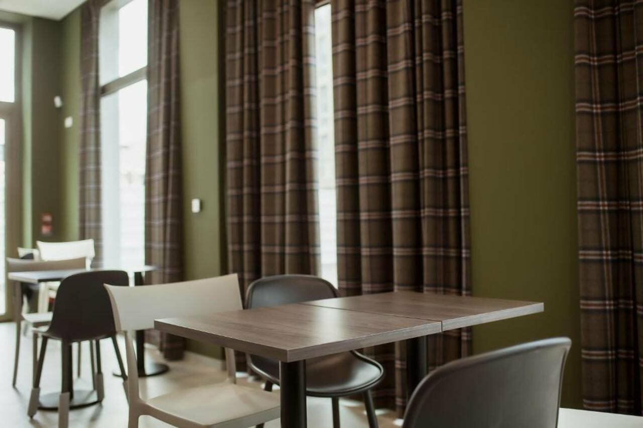 Фото EasyHotel Paris Nord Aubervilliers