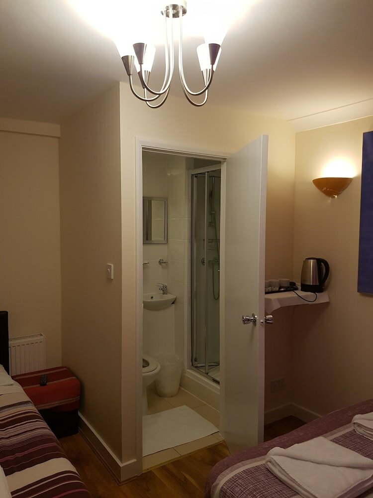 Фото King's Cross Hotel