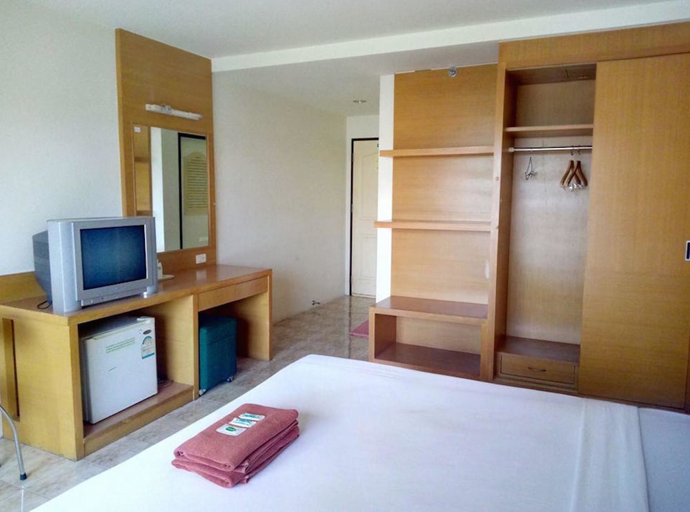 Фото Pearl Place Hotel
