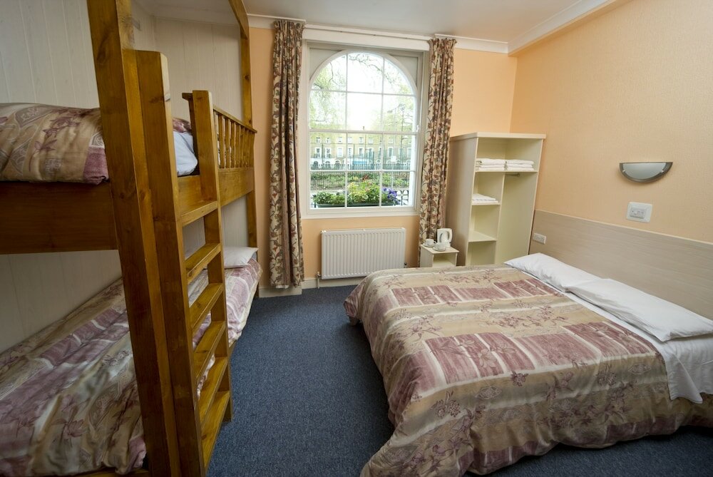 Фото MacDonald Hotel