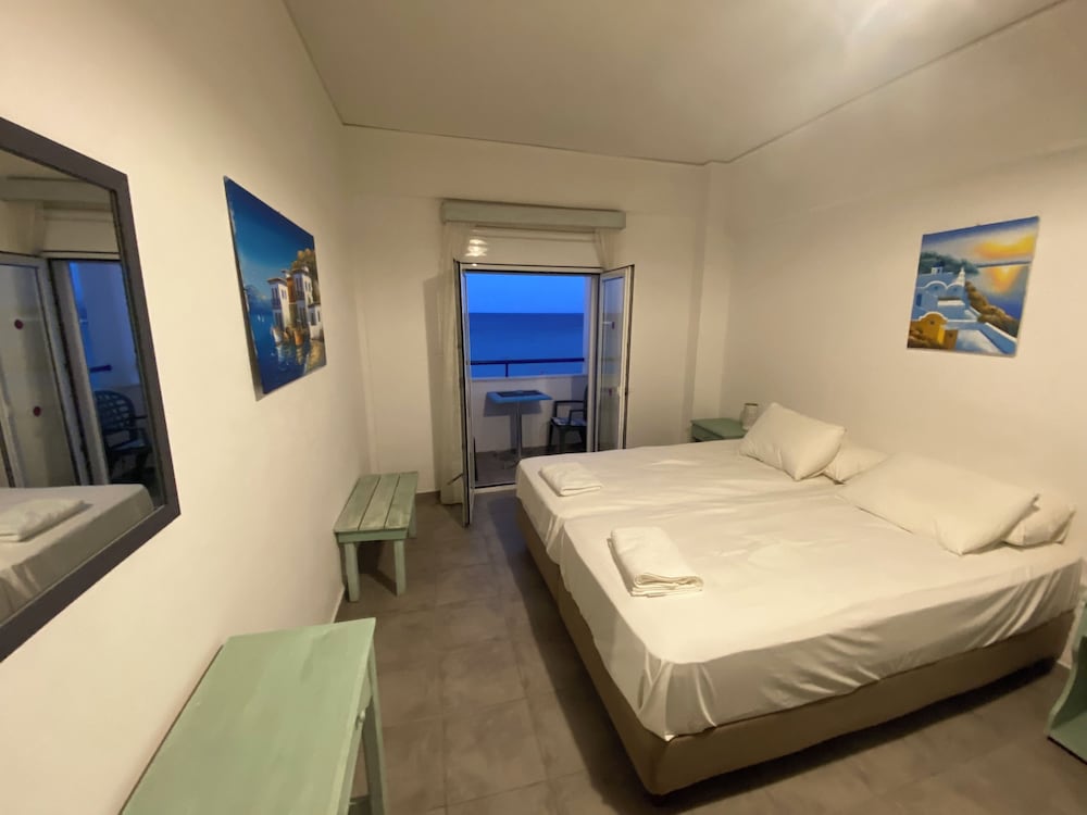 Фото Annoula Studio & Apartments