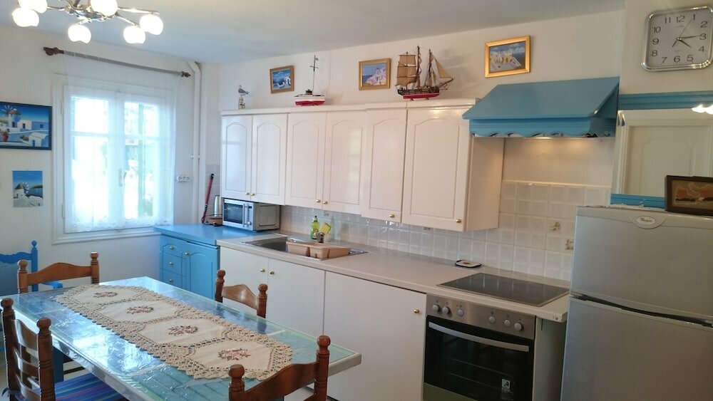 Фото Bouganville Apartments