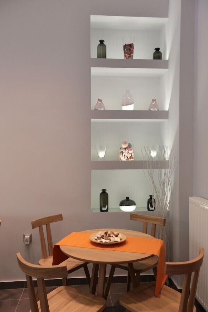 Фото Meni Apartments Hotel