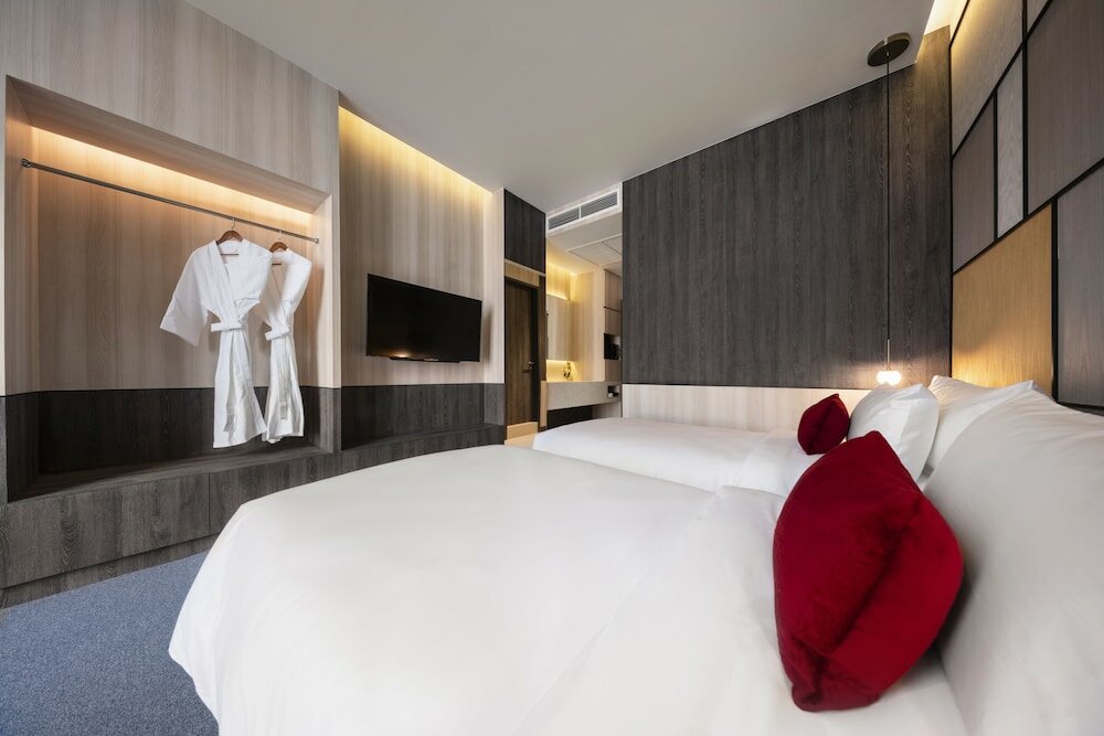 Фото Ramada Plaza by Wyndham Bangkok Sukhumvit 48