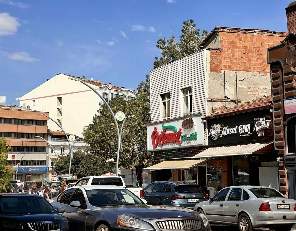 Nuts, snacks, dried fruits Ozteemiz Nuts, Sungurlu, photo