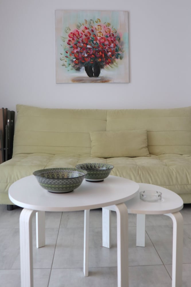 Фото Layiotis Hotel Apartments