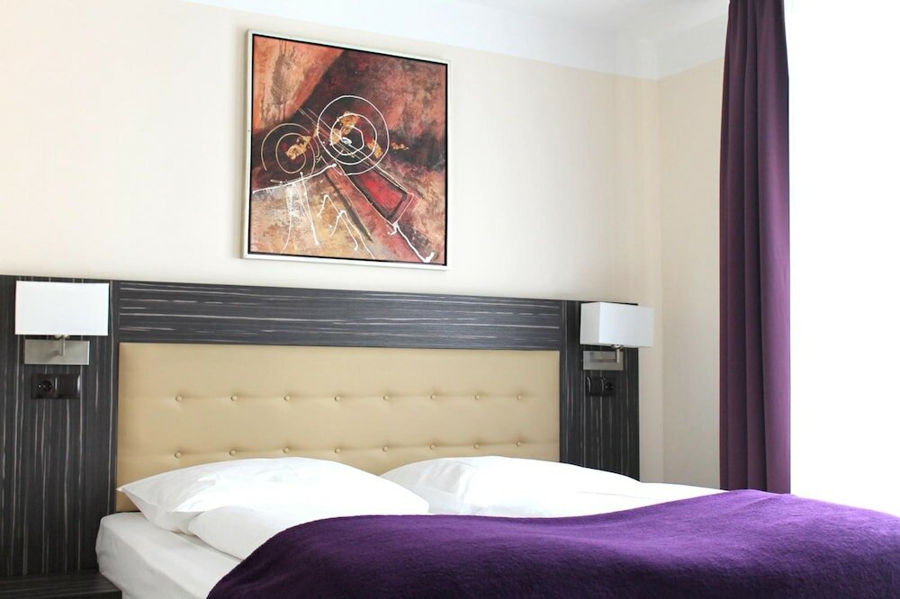 Фото Hotel Famosa