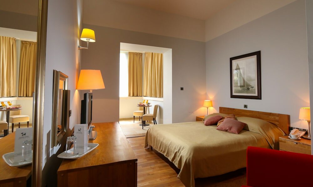 Фото Hotel Indijan