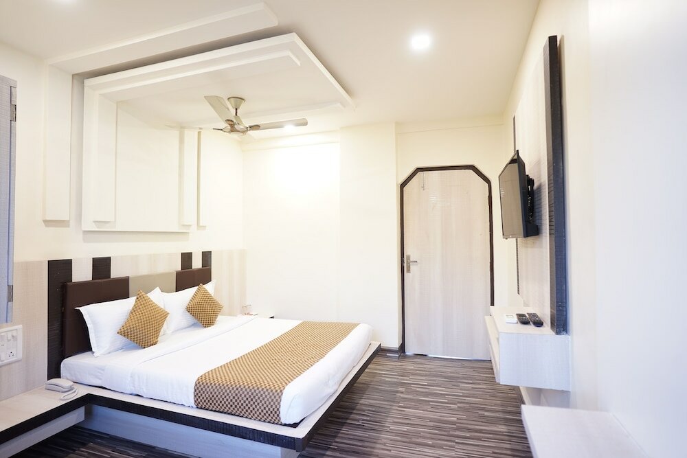 Фото Oyo 5665 Rana Residency