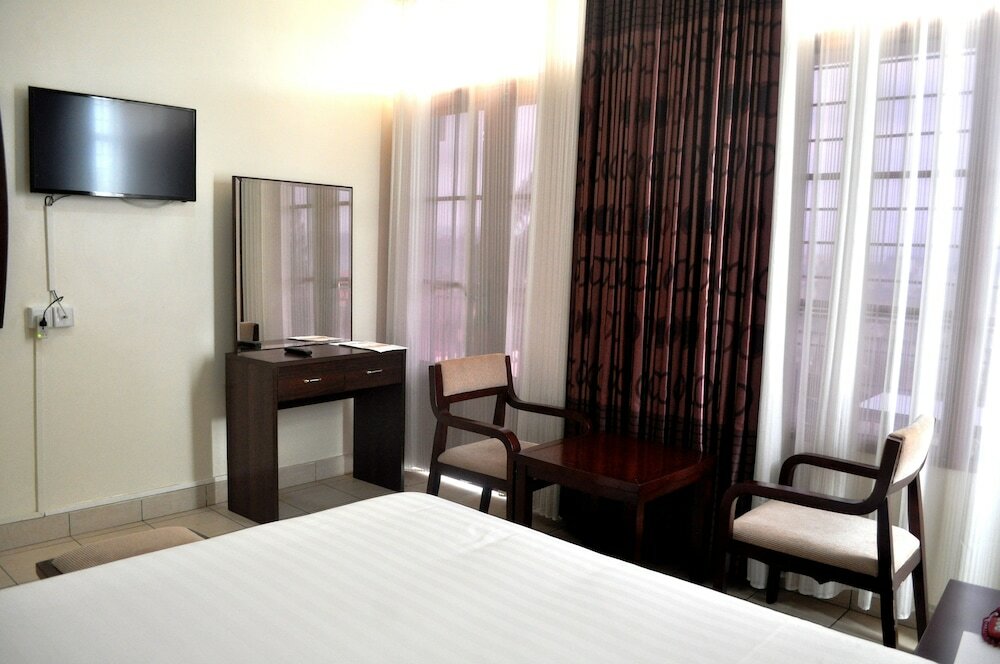 Фото отеля 3