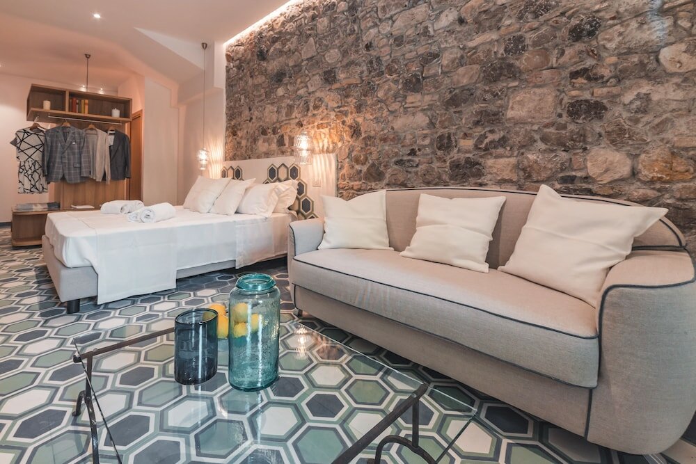 Фото Medousa Bistrot & Suites